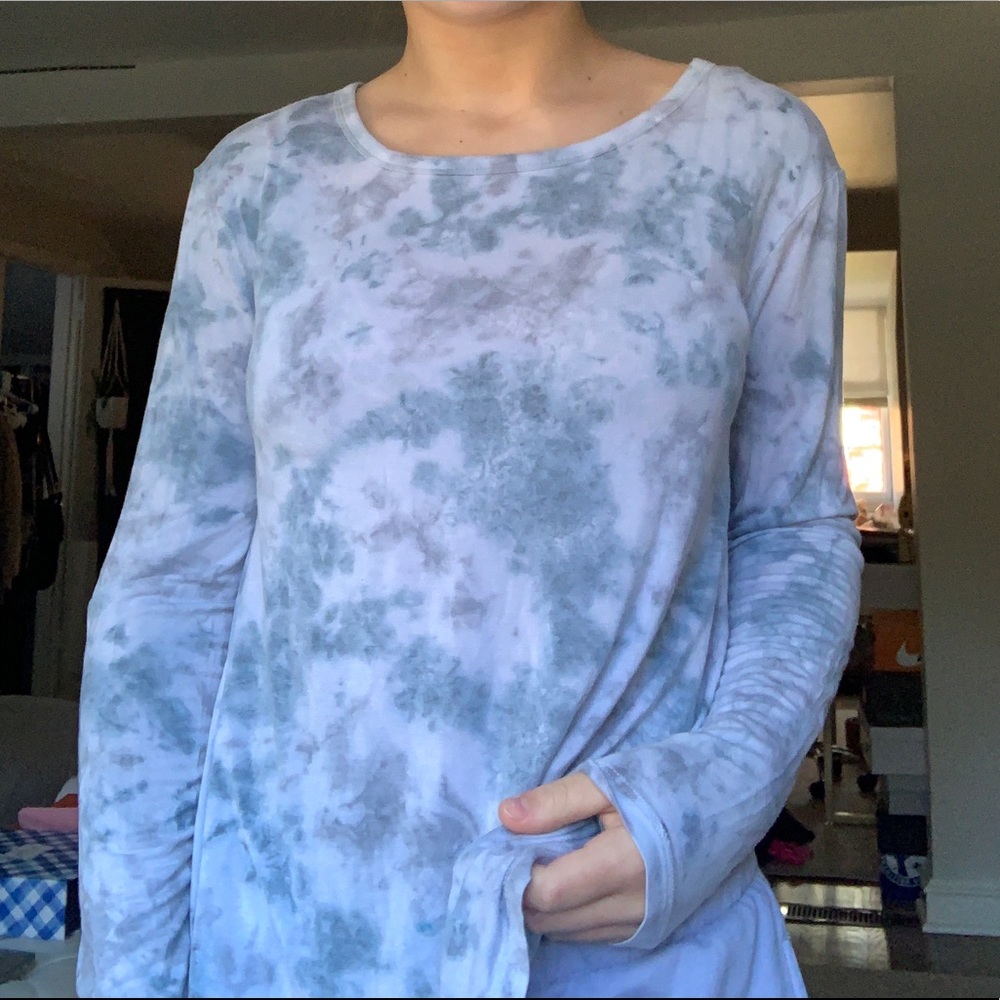 american eagle longsleeve